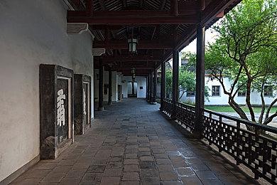 马来西亚联邦直辖区穆夫提办公室：开箱在伊斯兰圣地是不允许的